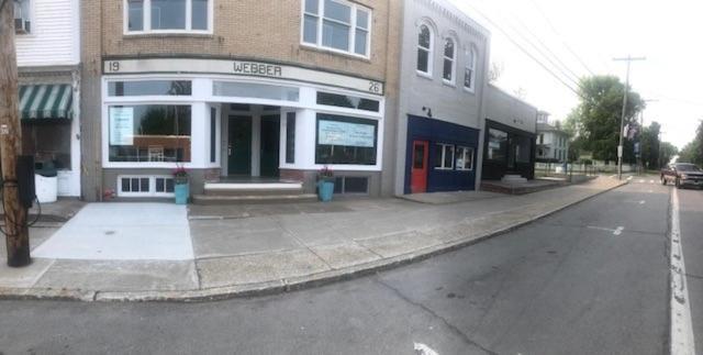Webber Hotel Lyndonville Екстериор снимка